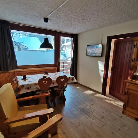Apartment Accogliente Trilocale In Pista A